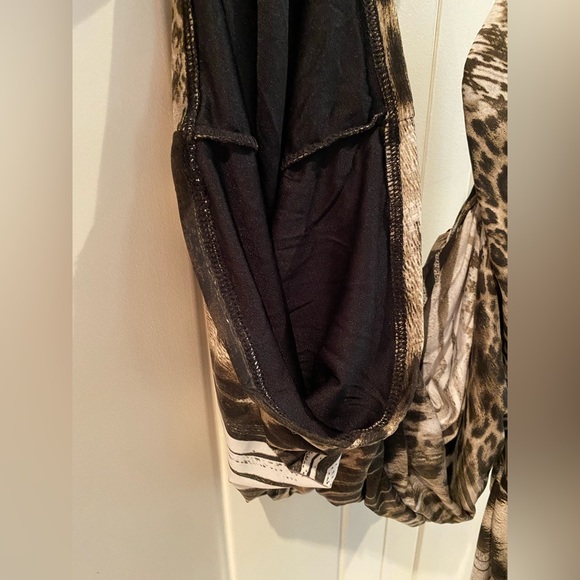 Forever 21 One Shoulder dress - Picture 5 of 6